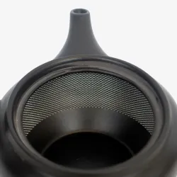 Kyusu 'Kurai' Tokoname 170 ml.
Tétera Japonesa torneada o moldeada a mano.